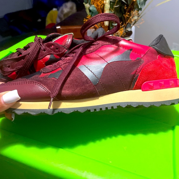 Valentino sneakers - Picture 2 of 3